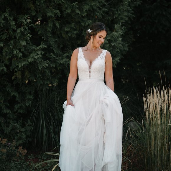 Mikaella Wedding Gown - Picture 6 of 12